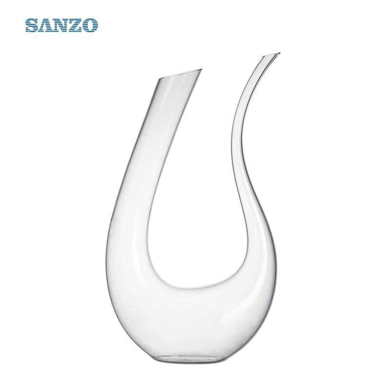 Sanzo Custom Glassware gyártó kristályüveges dekantáló